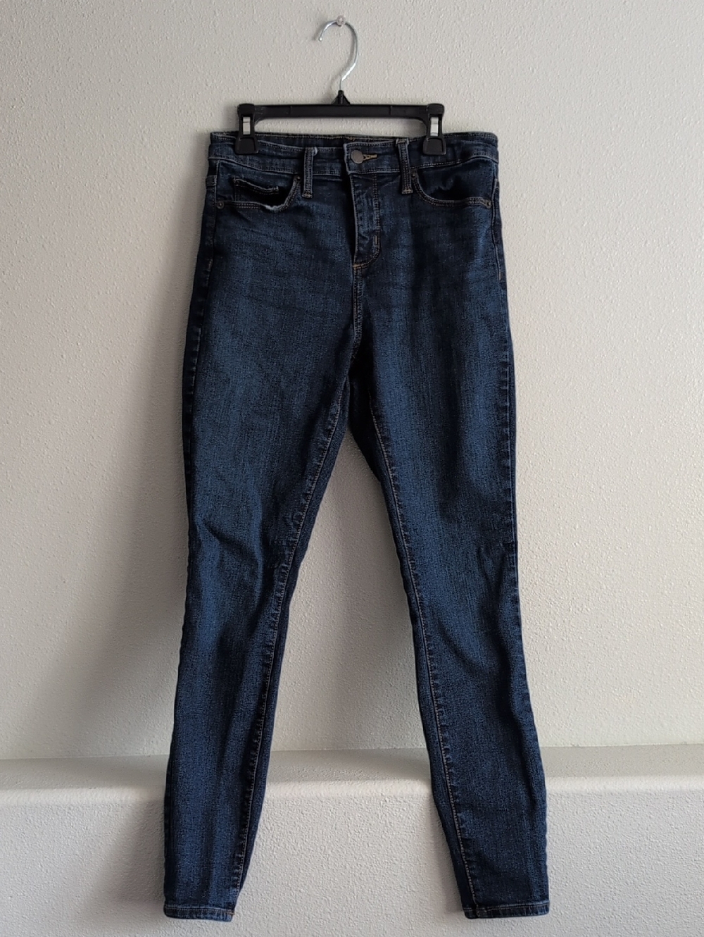 Universal Thread Dark Indigo Skinny Jeans